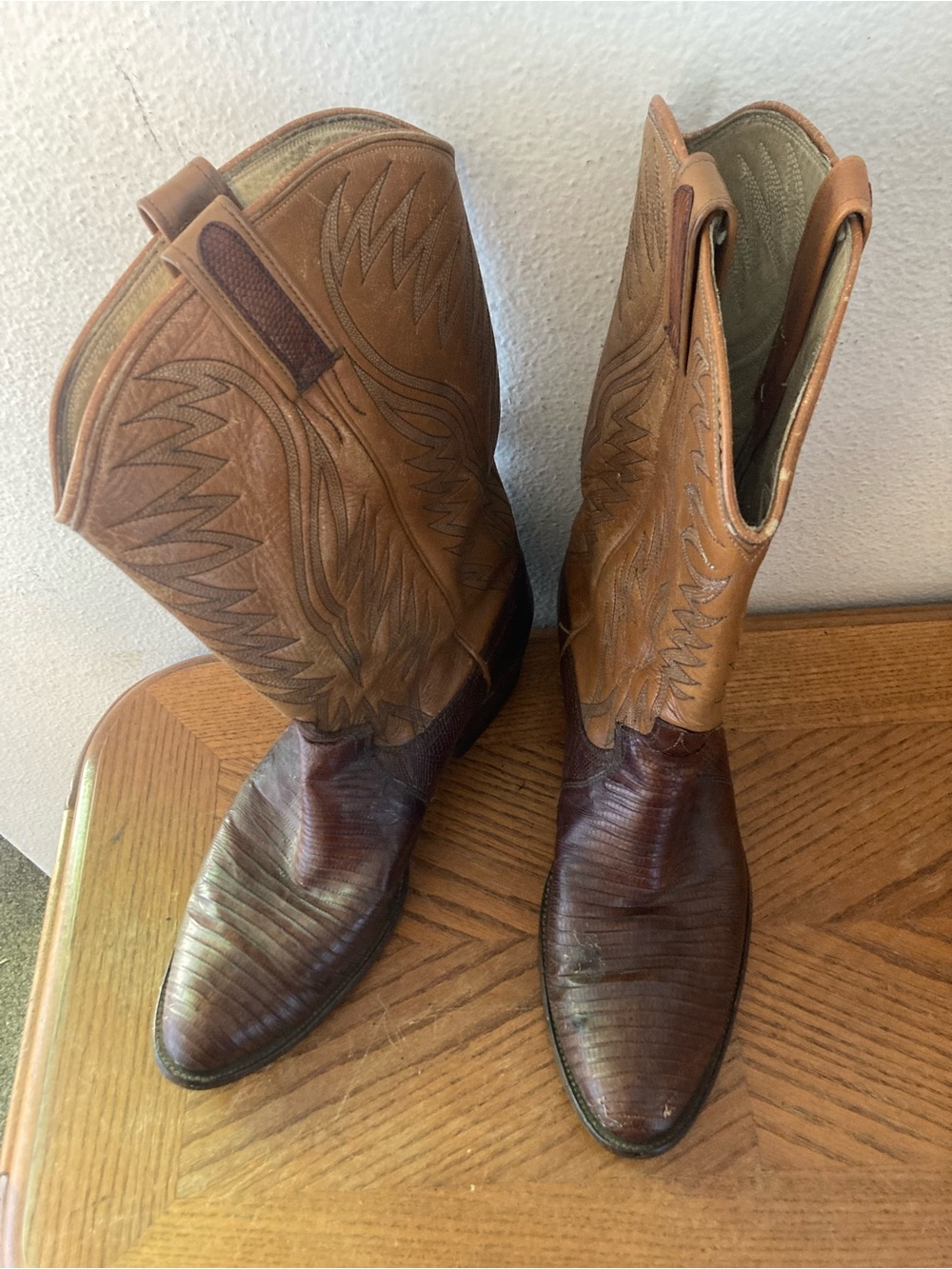 DON POST Two Toned Lizard Western Cowboy Boots (11D)
